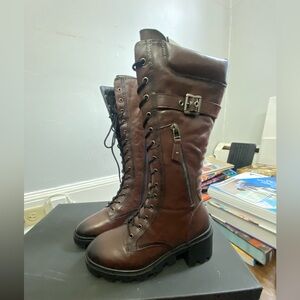 Valencia burgundy boots